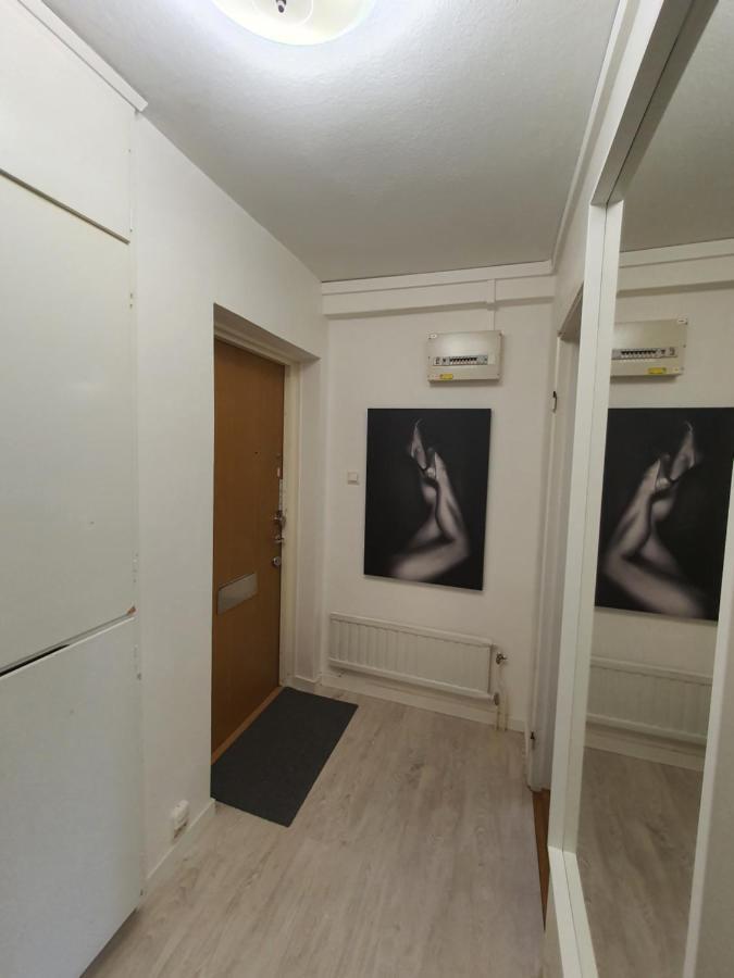 Close To The Metro And The Beach!!! With A View Of The Scandinavian Forest Stockholm Eksteriør bilde